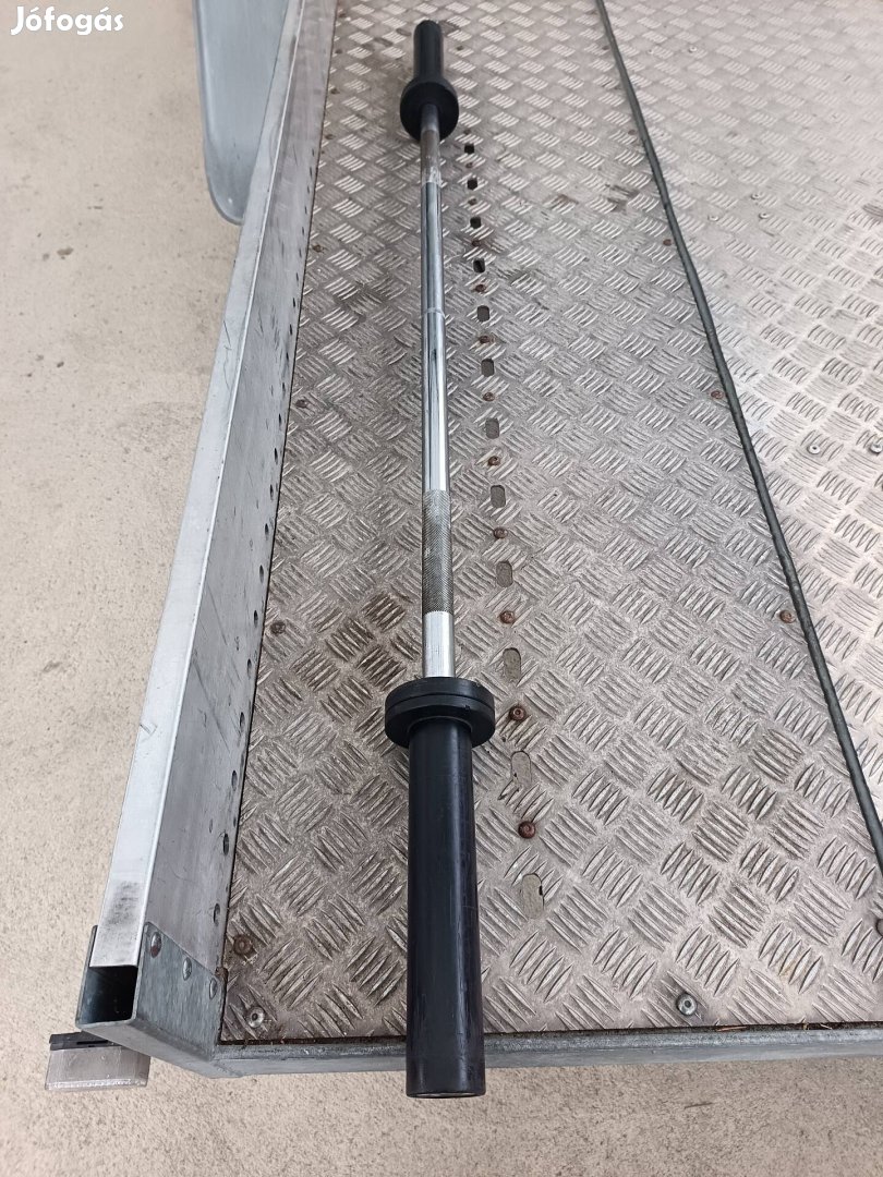 Technogym rövid egyenes rúd eladó! 