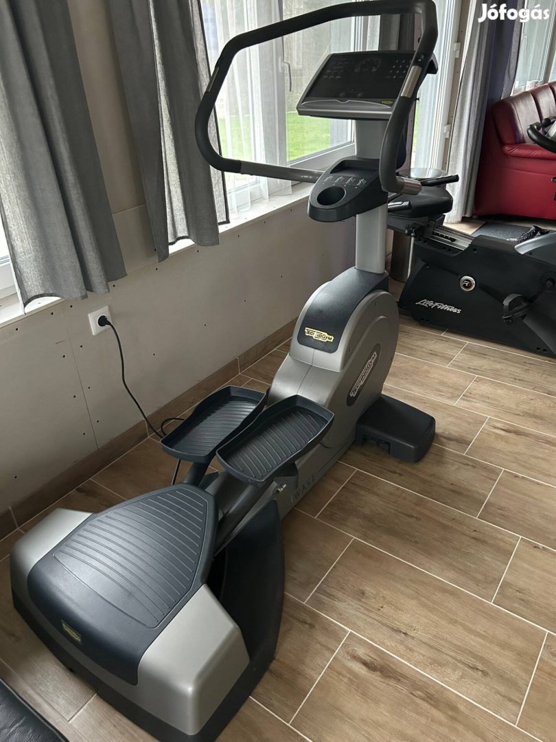 Technogym wawe excite 700 eladó!