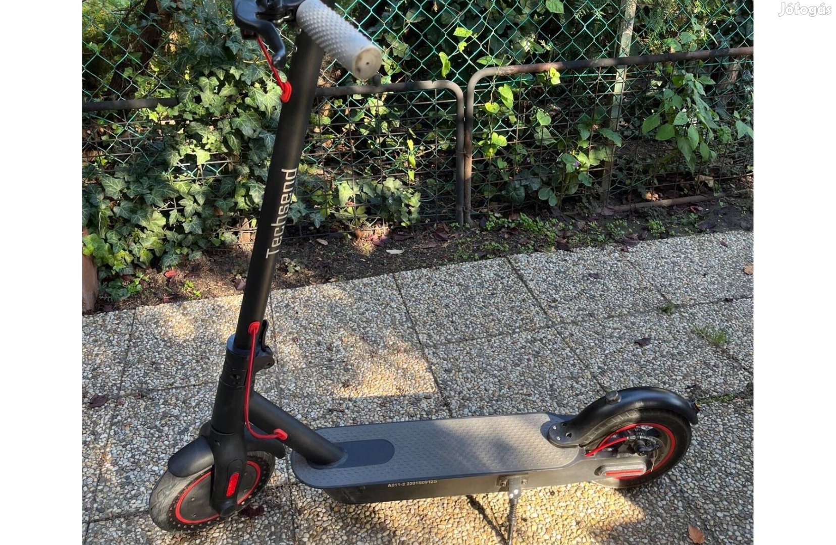 Techsend Electric Scooter Cyber A Pro - fekete elektromos roller