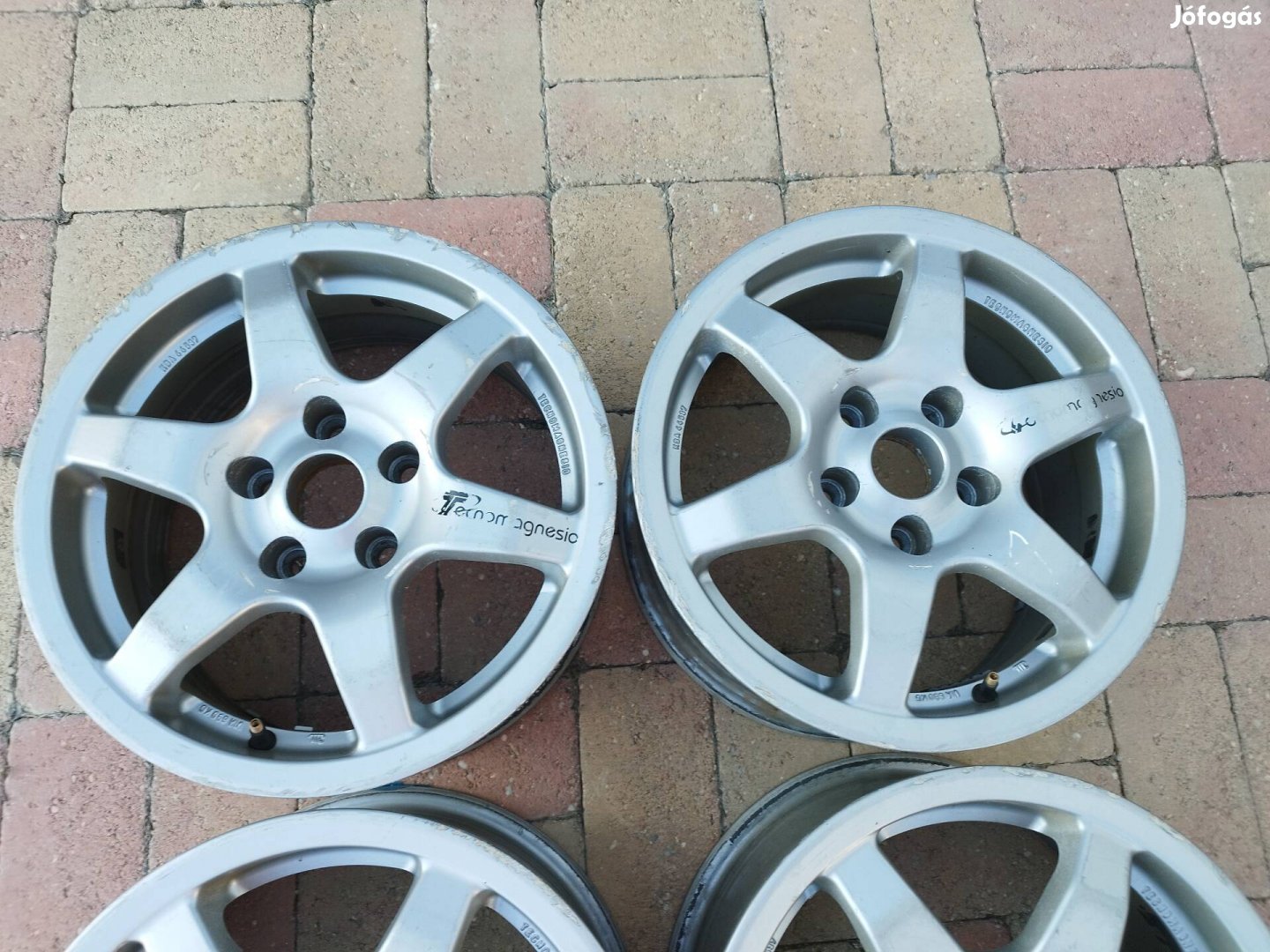 Tecnomagnesio alufelni 7x15 5x110 108/112