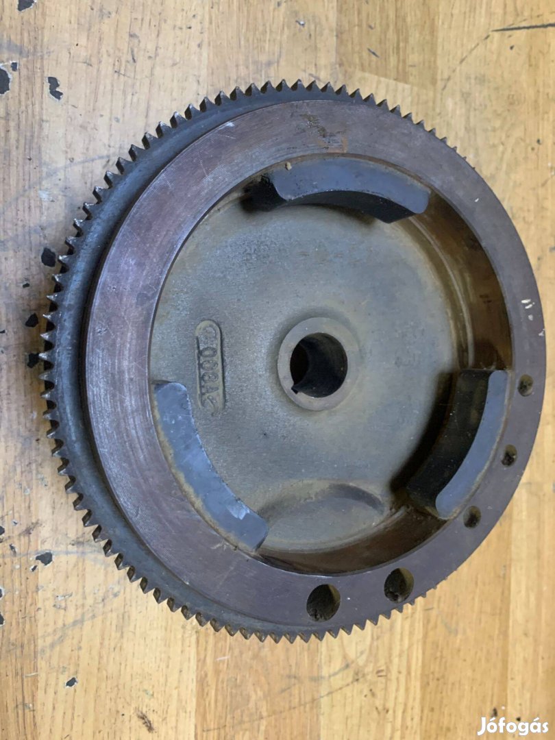 Tecumseh fűnyírótraktor motor lendkerék eladó. #3