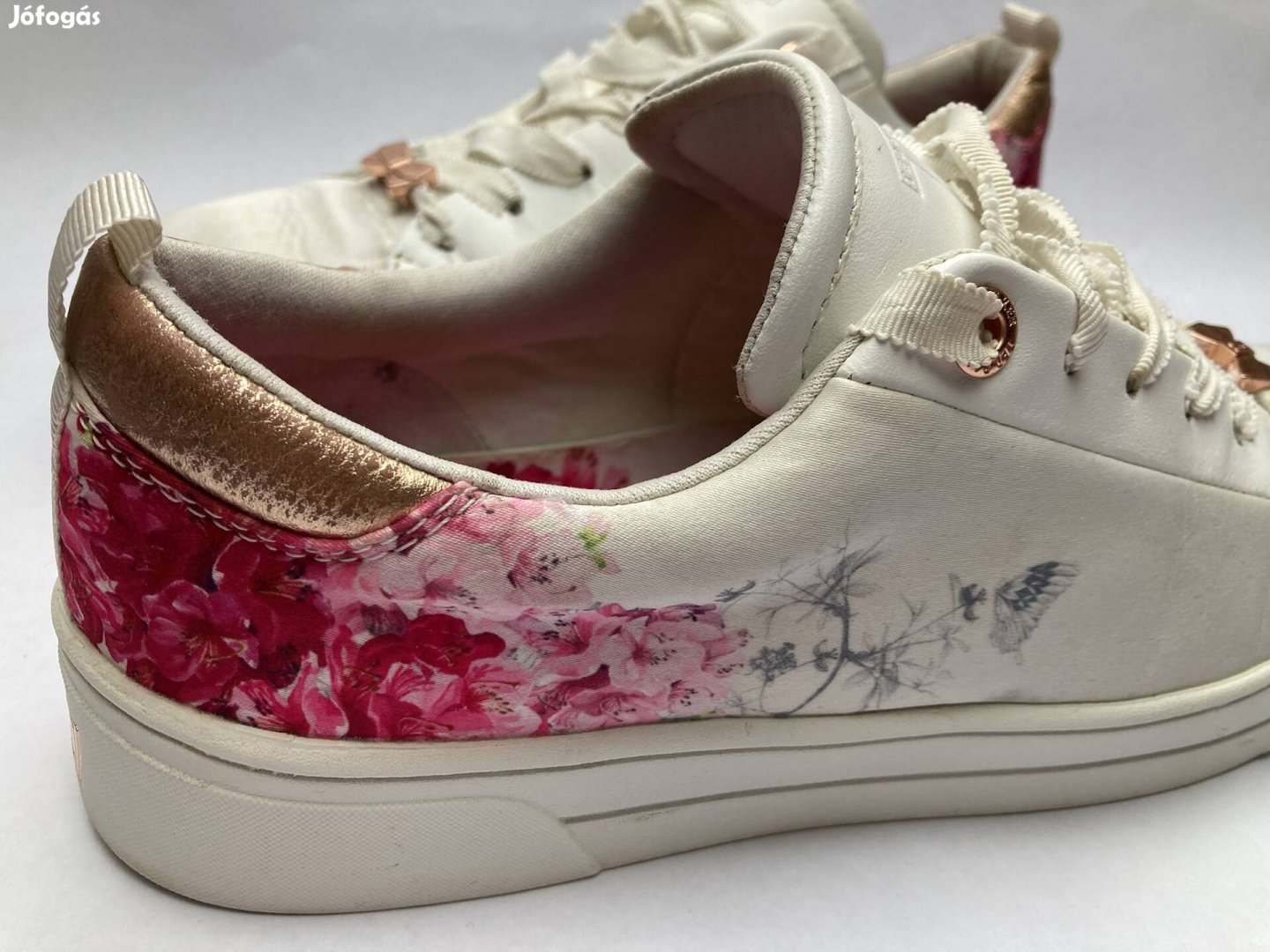 Ted Baker eur 38.5 cm 24.5  virágos tavaszi női cipő