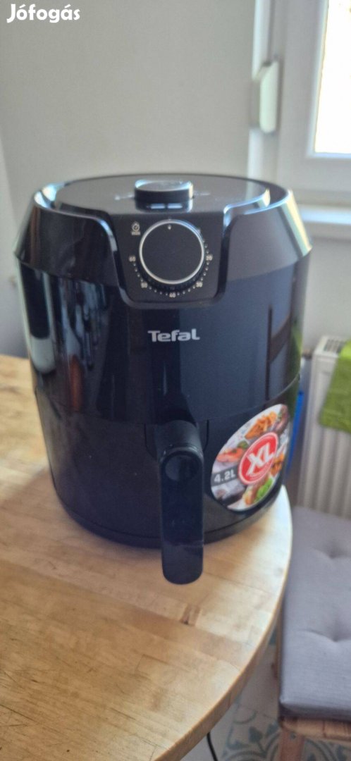 Tefal Easy Fry Ey2018 forrólevegős sütő