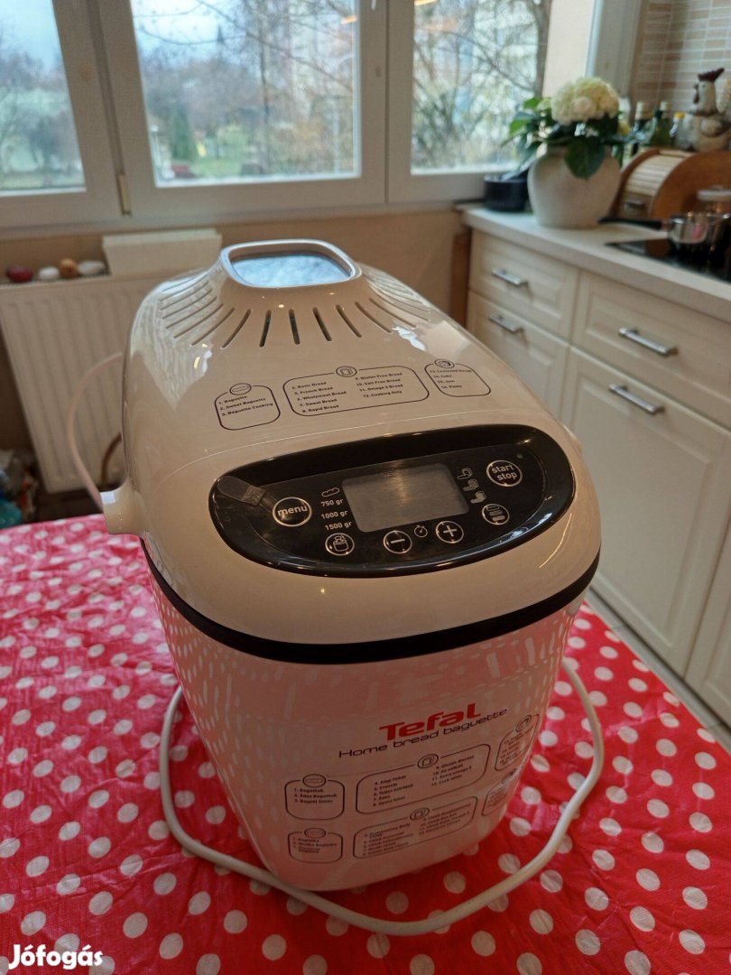 Tefal kenyérsütő PF610138