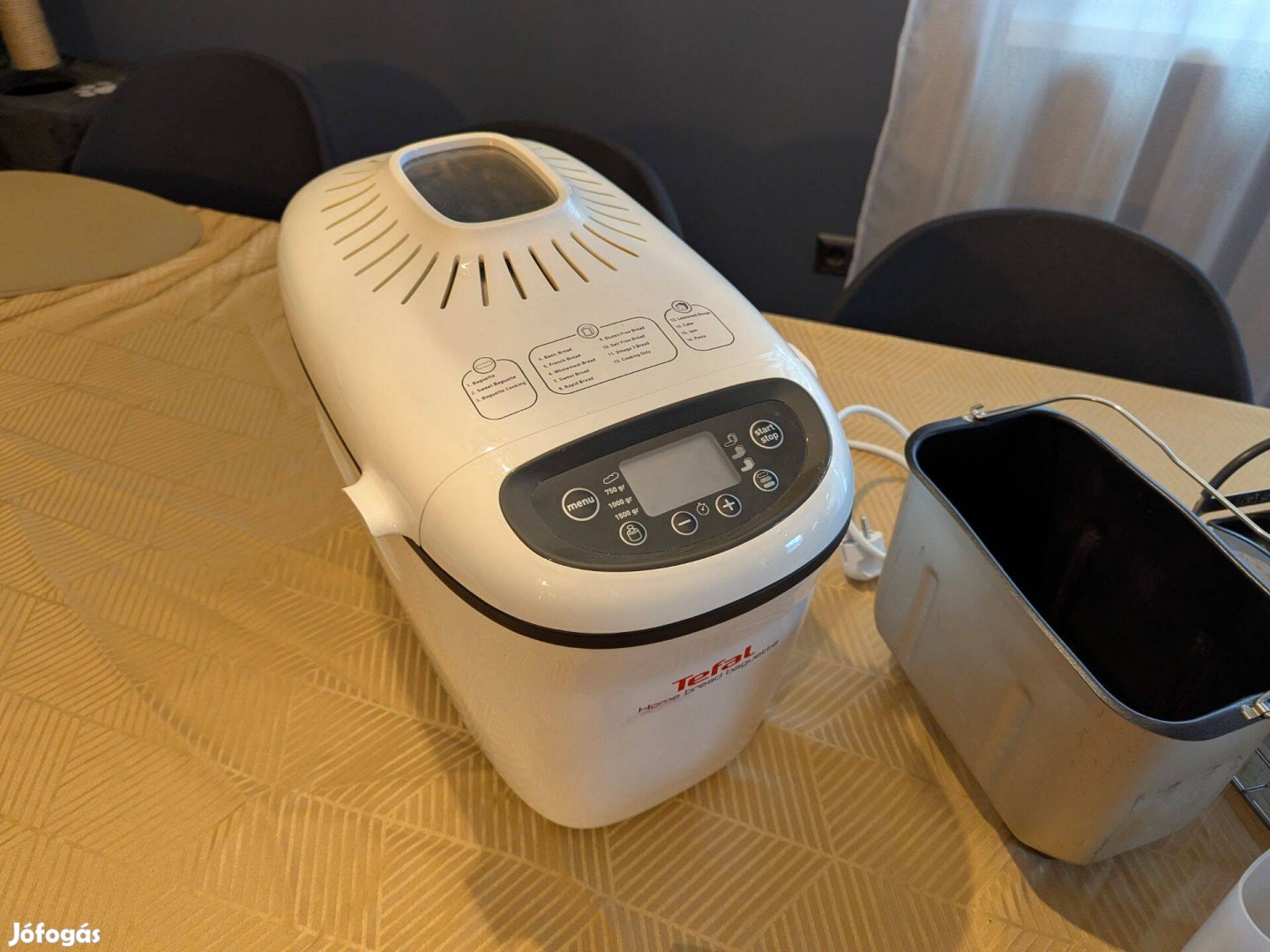 Tefal kenyérsütő (PF610138)
