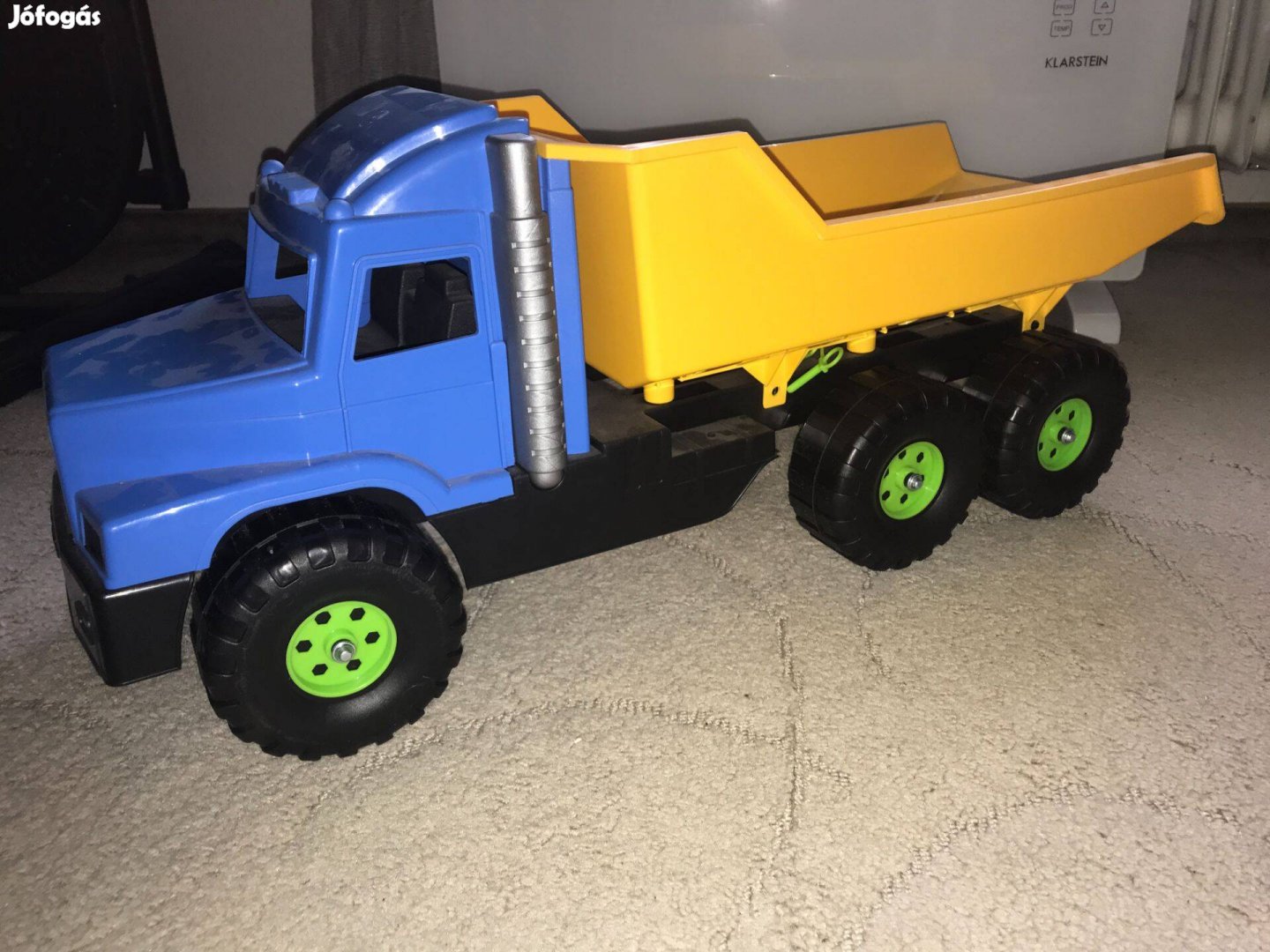 Teherautó Óriás 75X27X30
