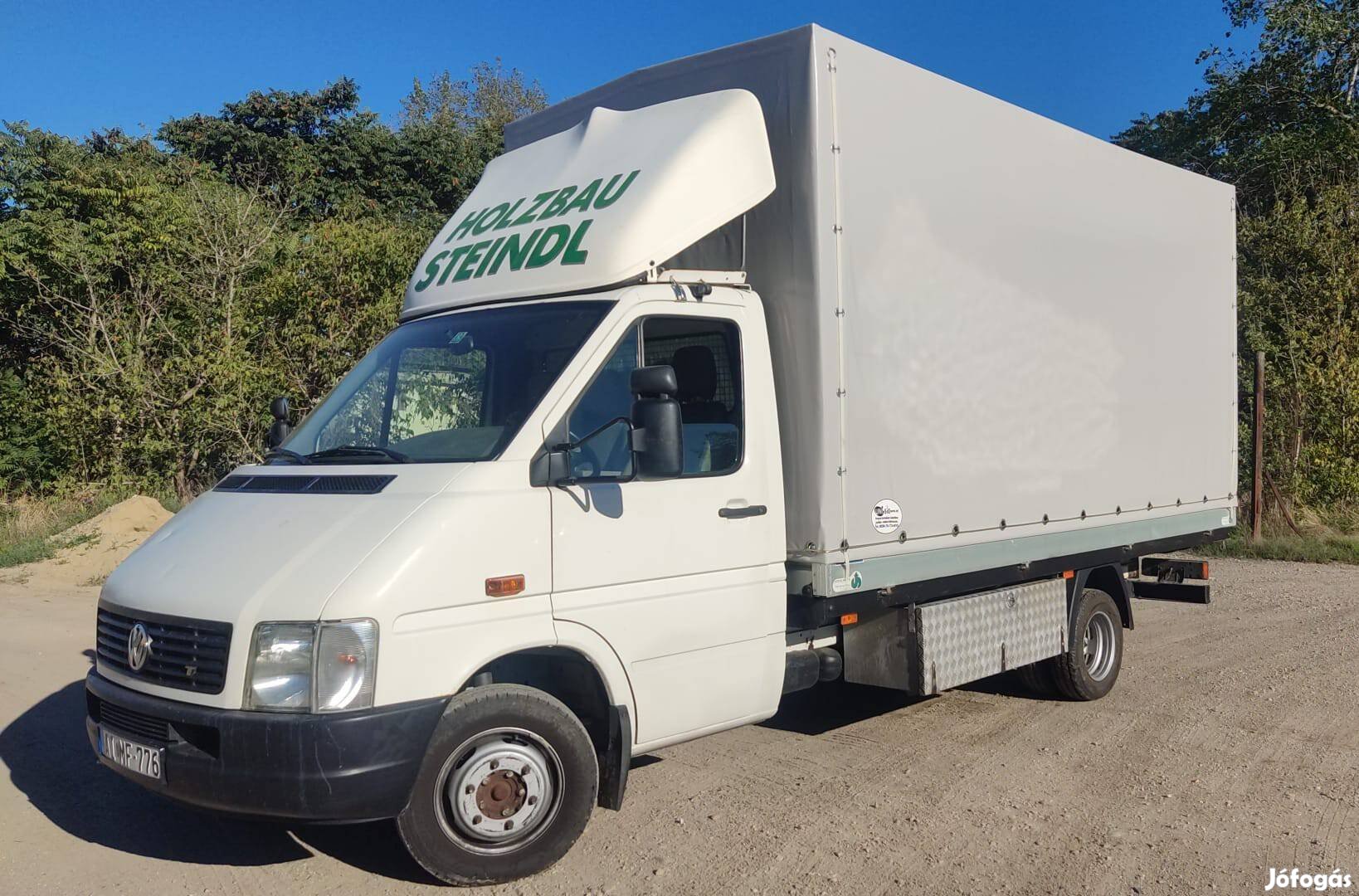 Teherautó bérlés, kölcsönzés 