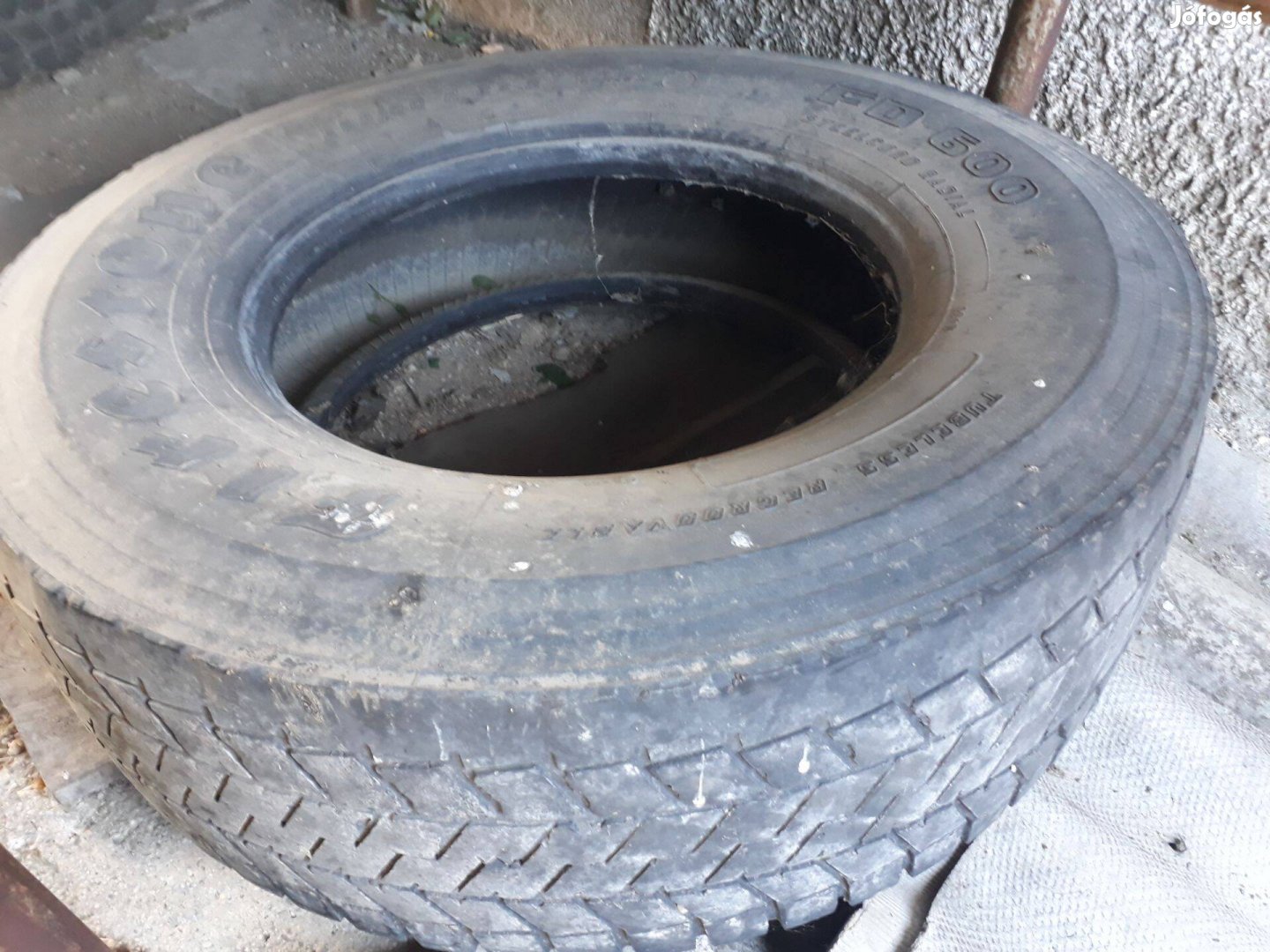 Teherautó gumi 295/80 R 22,5
