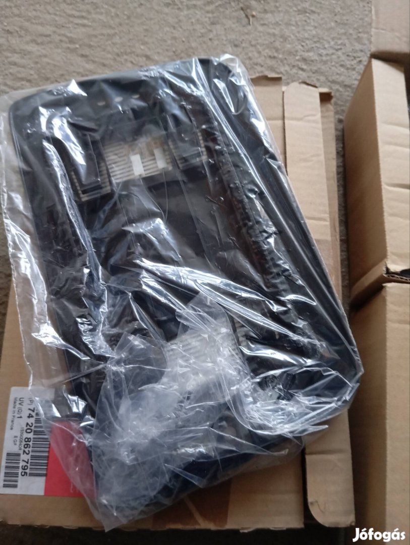 Teherautó uj tükrök