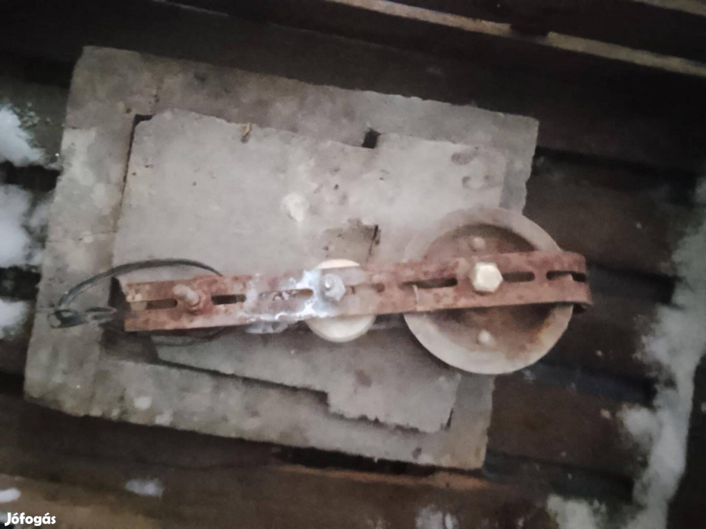 Tehercsiga Kőműves csiga Postázom is