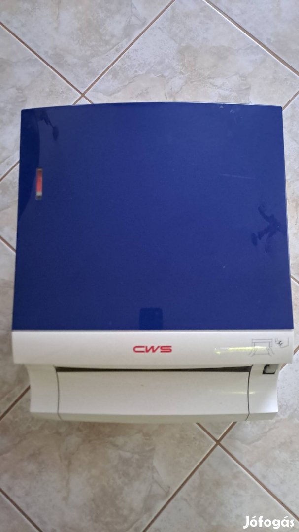 Tekercses papír törlő adagoló CWS .