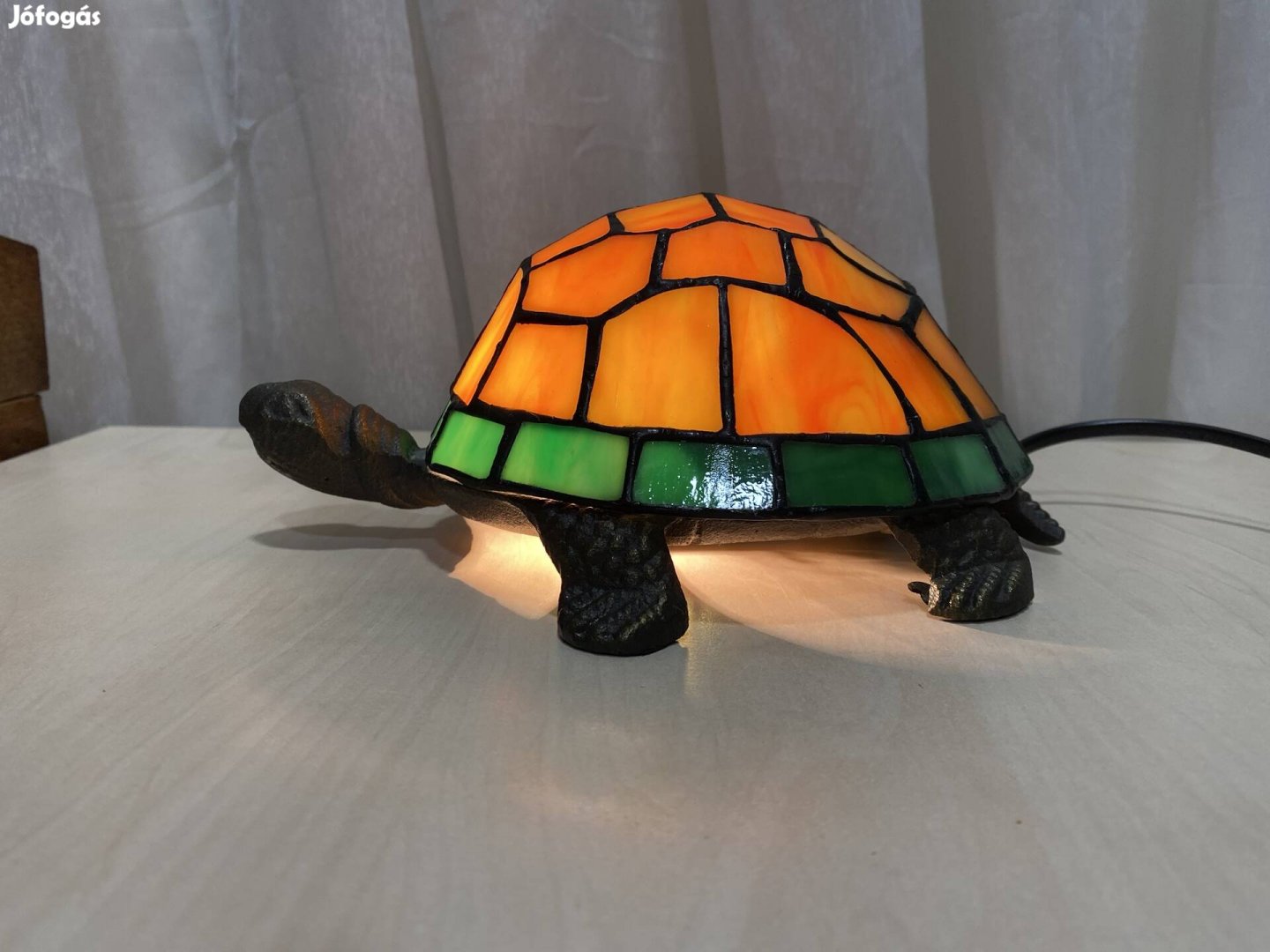 Teknős asztali lámpa