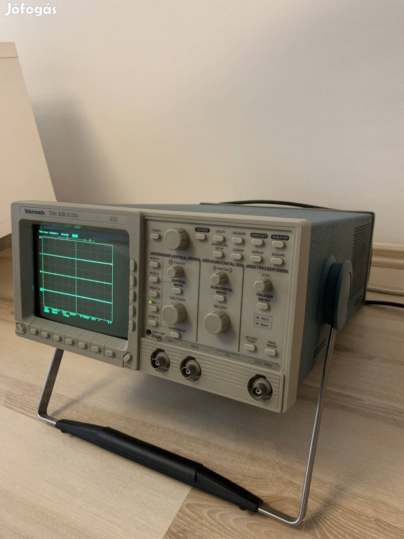Tektronix TDS 320 kétcsatornás oszcilloszkóp 