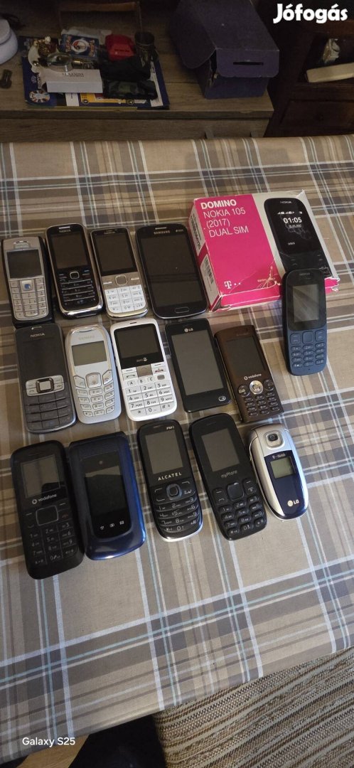 Telefoncsomag eladó vagy csere Pécsett