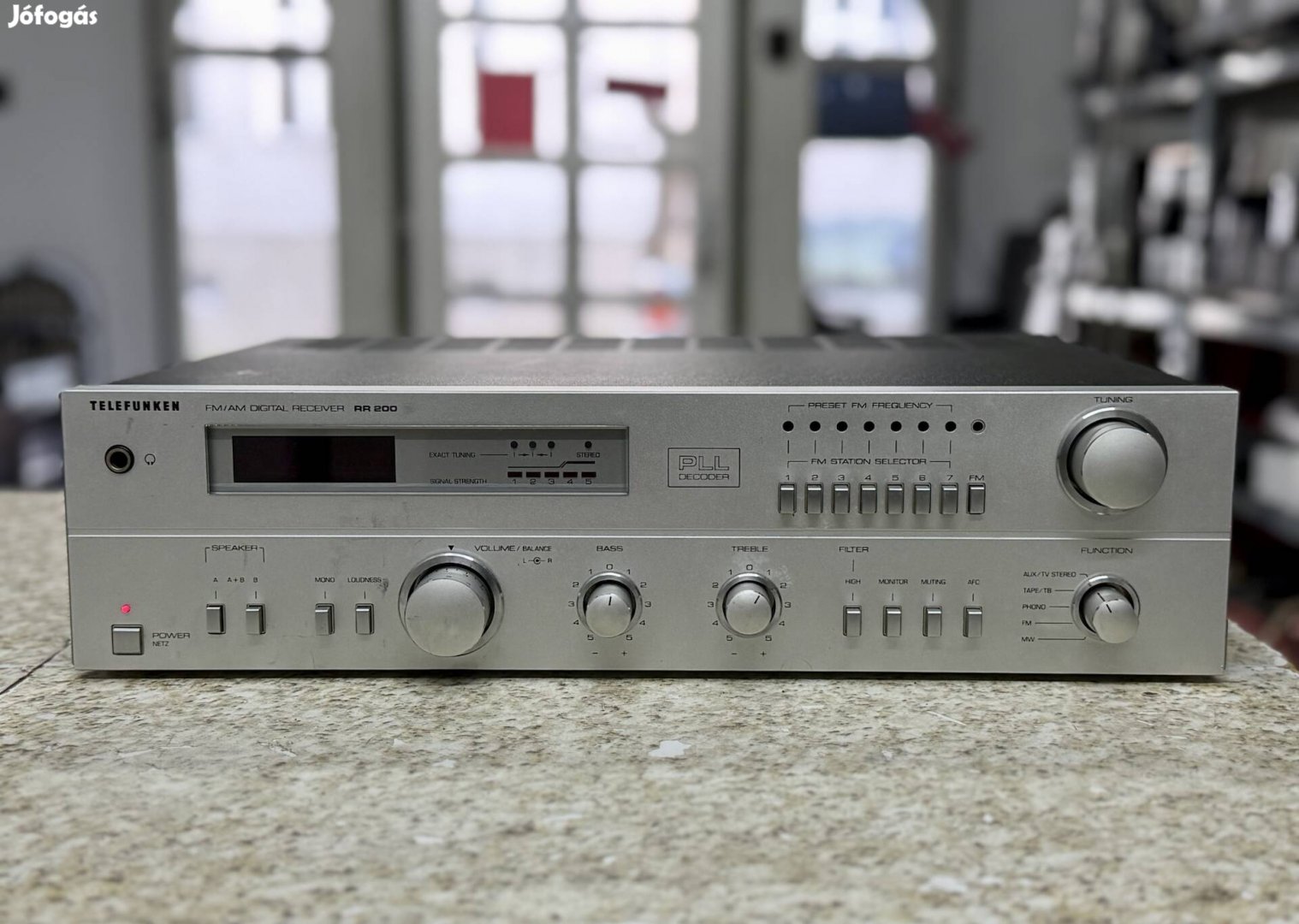 Telefunken RR200 típusú sztereó erősítő 