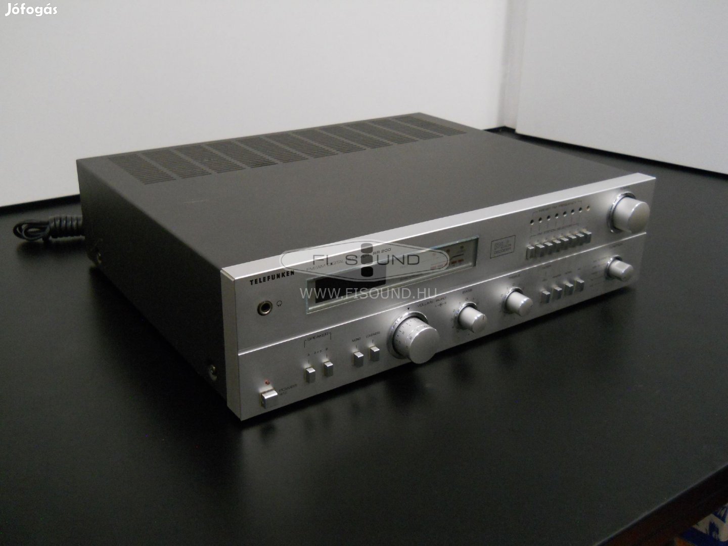 Telefunken RR 200 , (3.) 2x80W,4-16 ohm,4 hangfalas sztereo rádiós