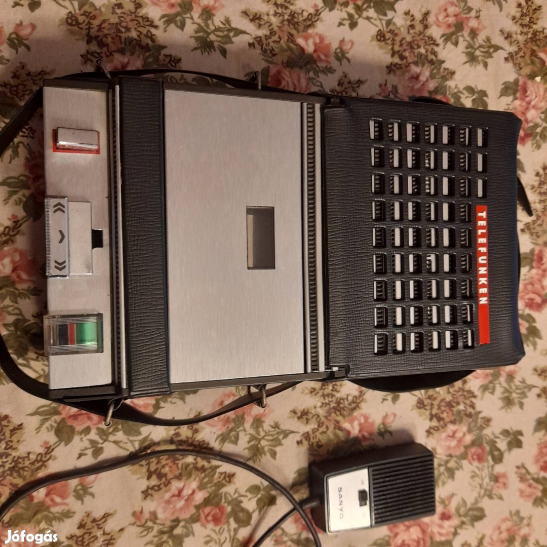 Telefunken kis magnó magnetofon.