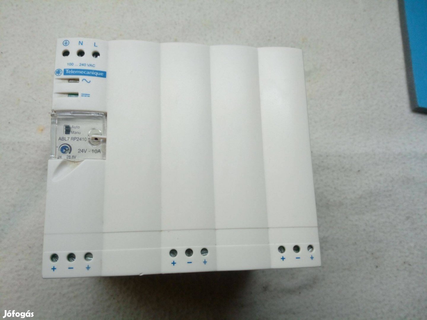 Telemecanique 220/24V DC 10A ipari tápegség