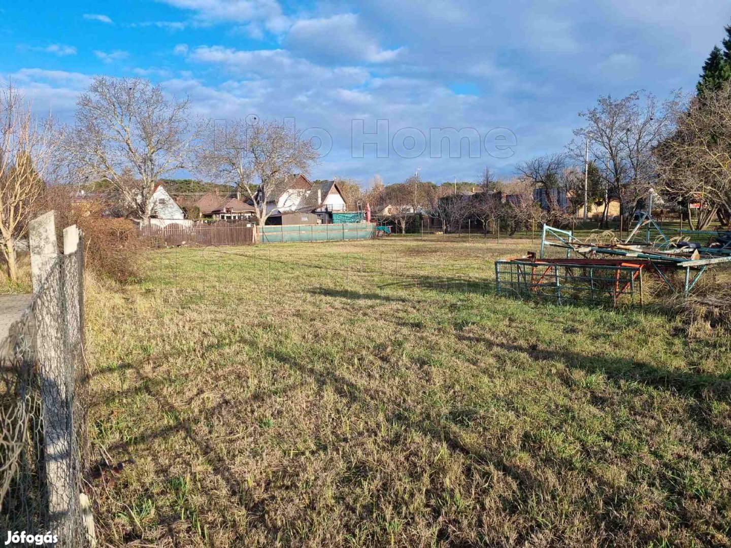 Telephelynek kiváló építési telek eladó Siófok belvárosának