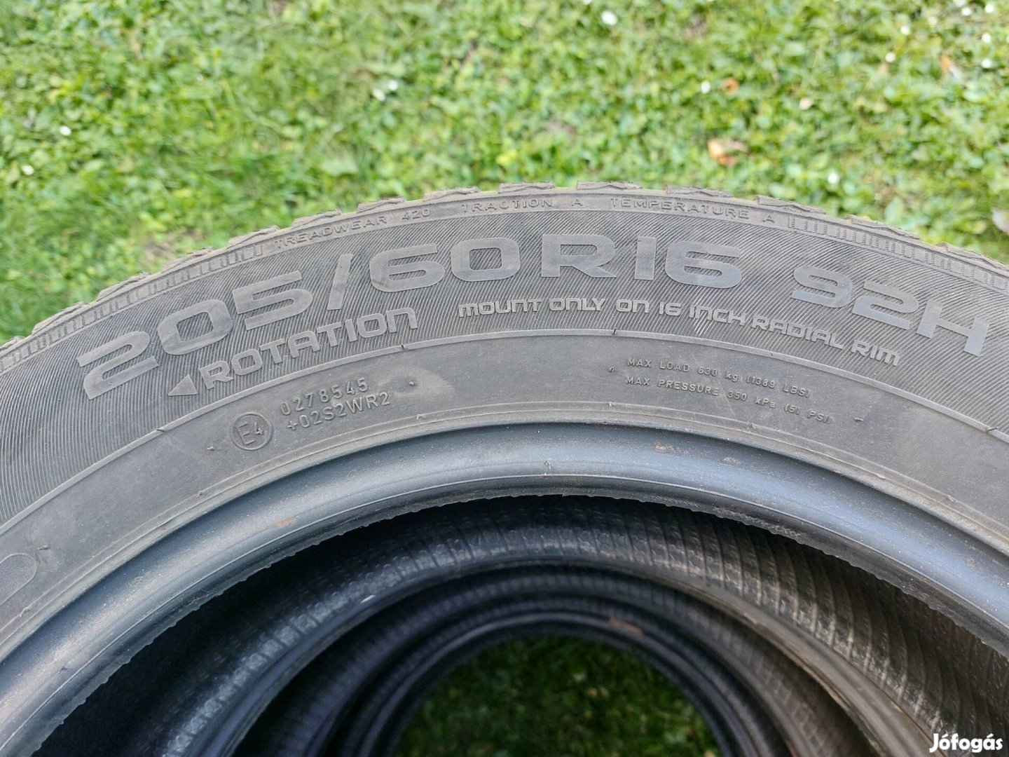Téli 205/60 R16 Nokian