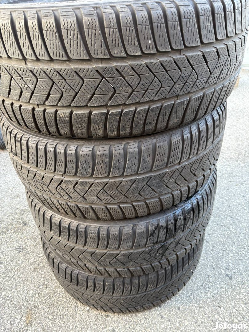 Téli Gumi 245/45 R19 Tesla Model S