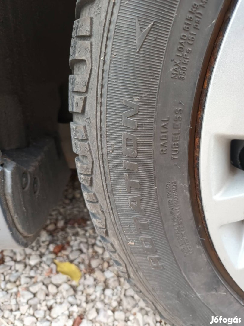 Téli Gumi  205/ 55/ 16 olcsón  eladó!?