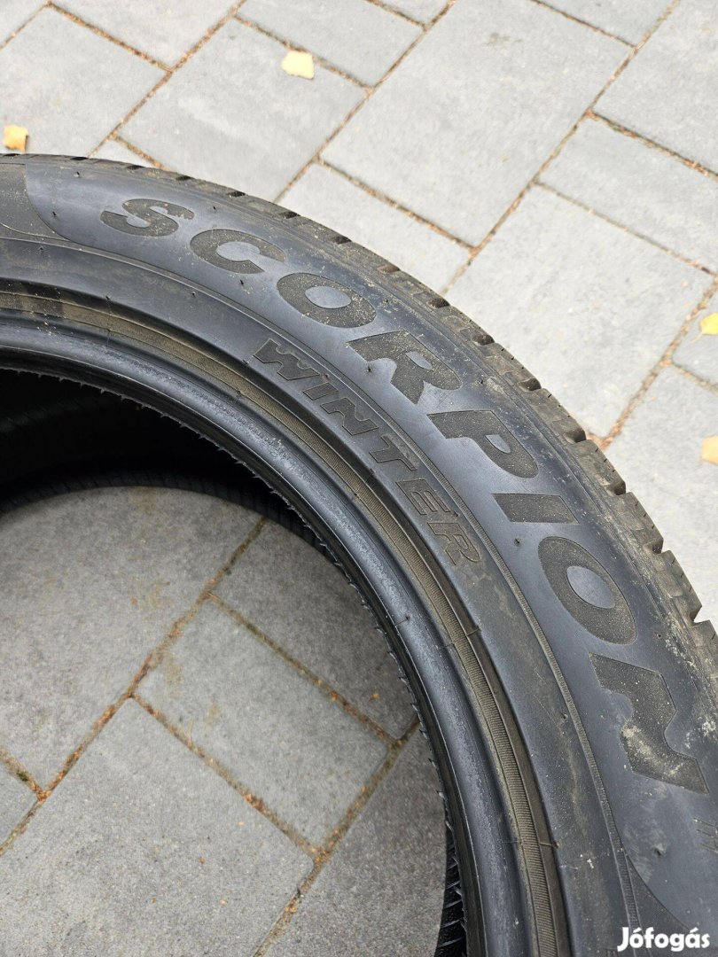 Téli Gumi | Pirelli Scorpion Winter 295 45 r20