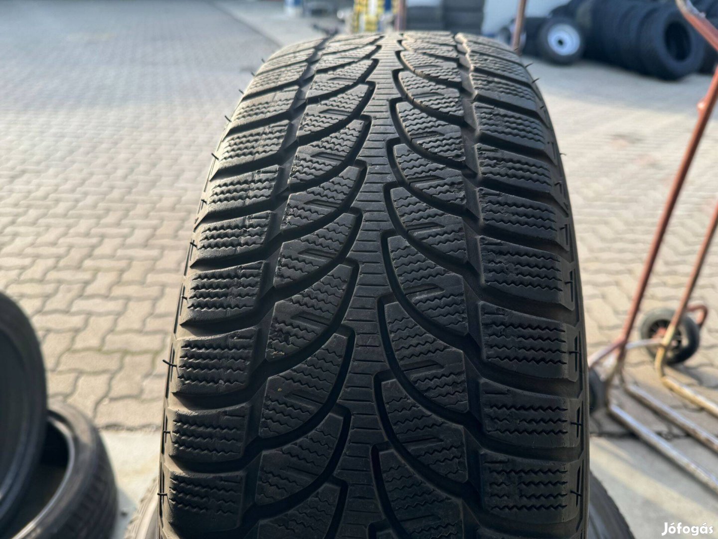 Téli Gumi eladó 225/60 R18 Bridgestone