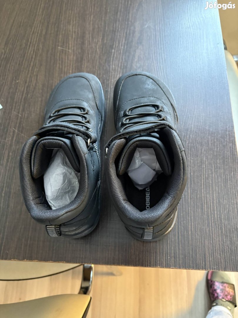 Téli cipő eladó