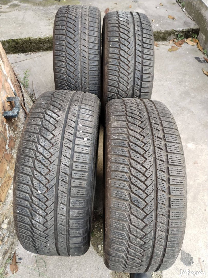 Téli autógumi garnitura használt continental 245 45 18