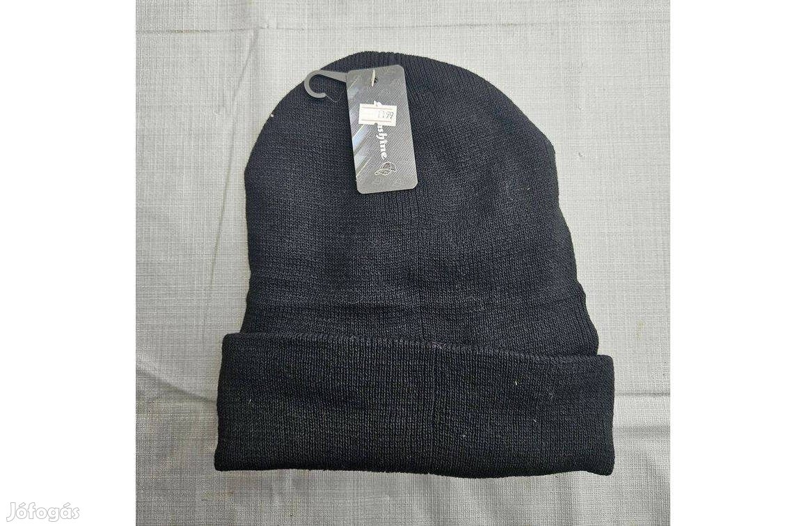 Téli fekete sapka bélelt