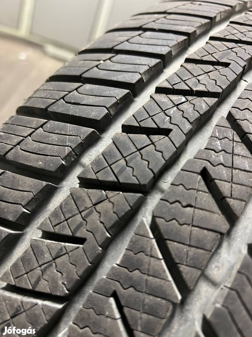 Téli gumi 205/55 R16