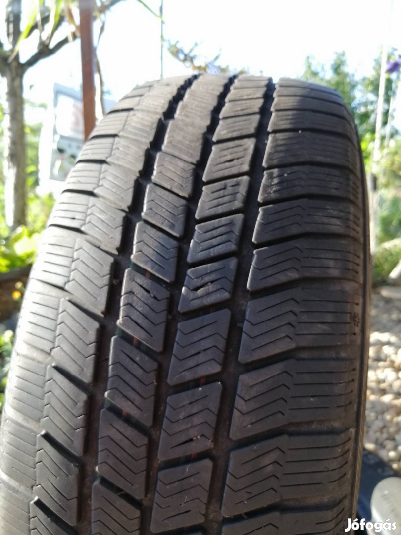 Téli gumi 205/55 R16 (Barum) 