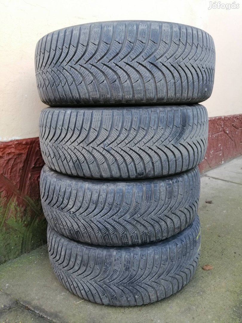 Téli gumi 205/55 R16 (Hankook) 