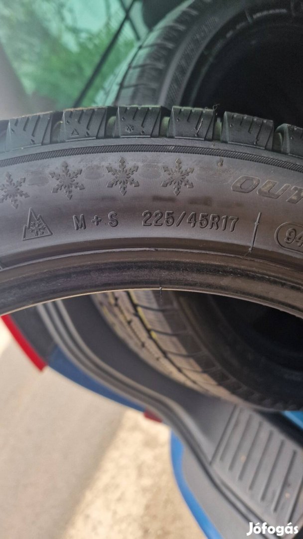 Téli gumi 225/45 R17