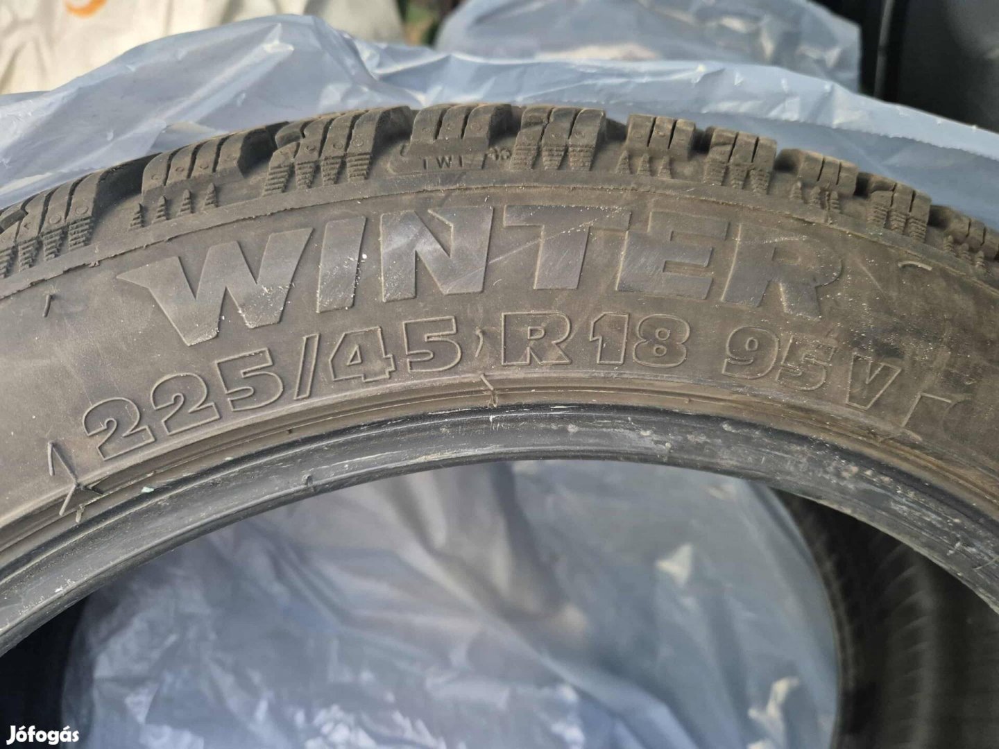 Téli gumi 225/45 R 18