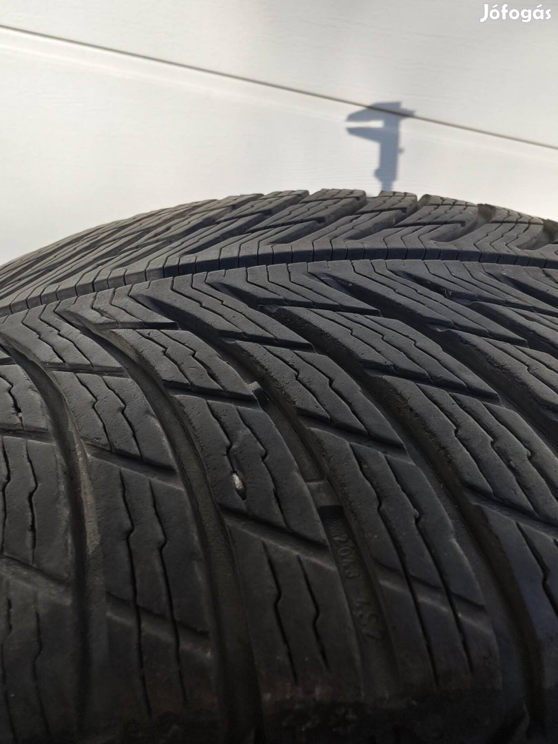 Téli gumi 225/55 R18 Michelin Pilot Alpin 5