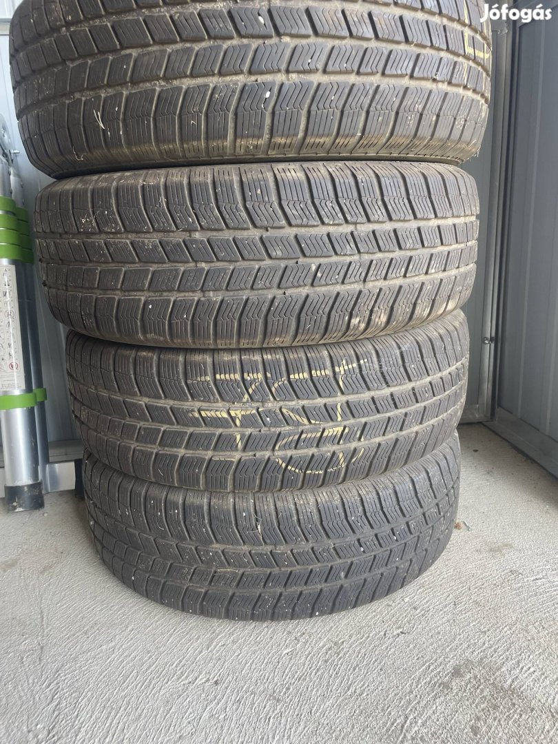 Téli gumi 225/65 R17