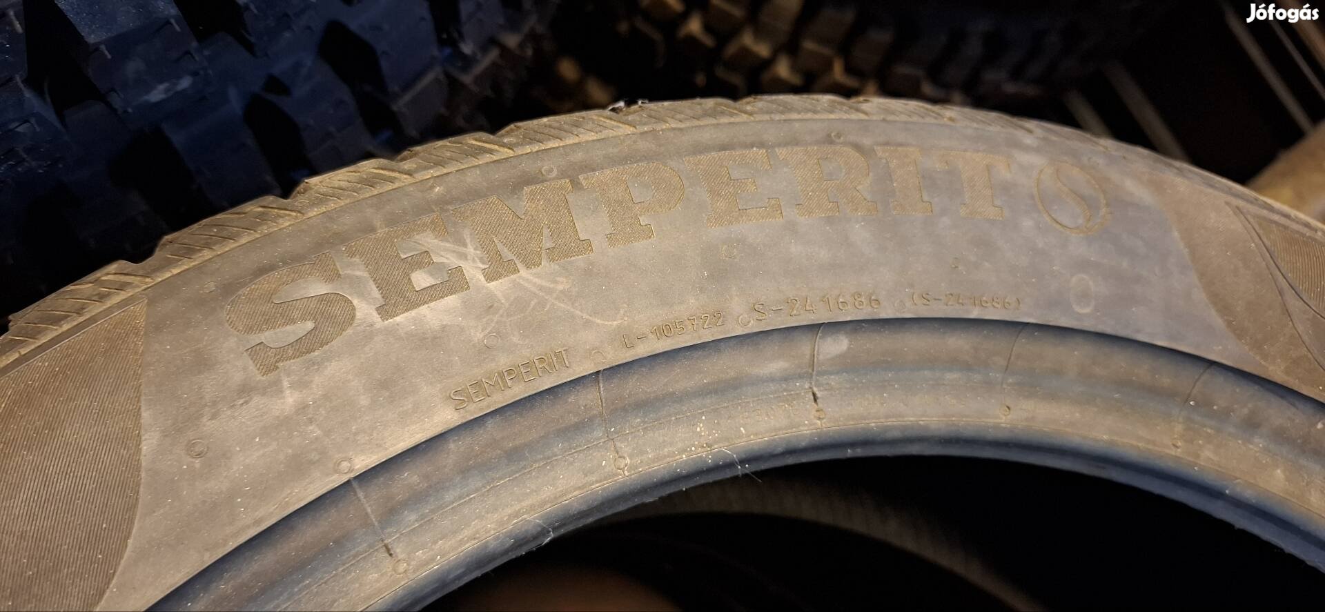 Téli gumi 4db 235 45 r19