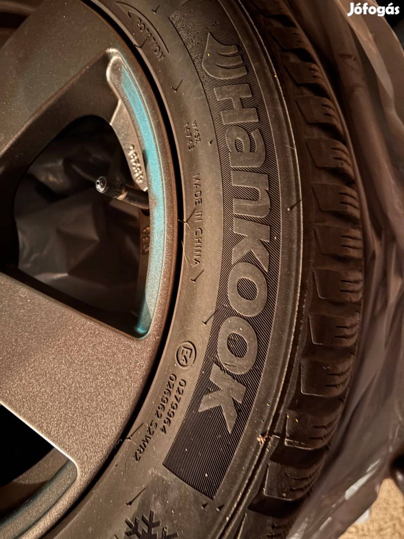 Teli gumi Dezent felnivel 205/55R16