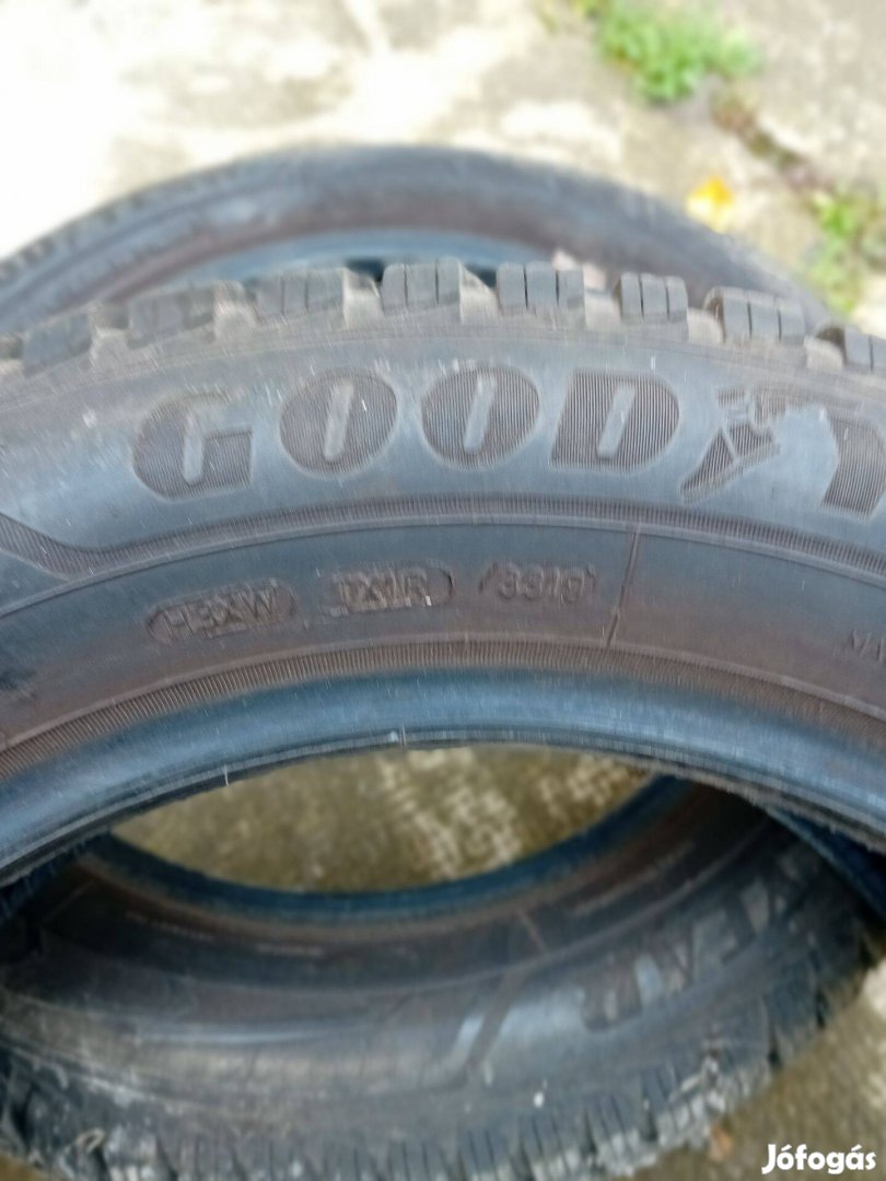 Téli gumi Good Year