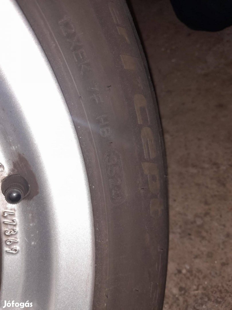 Téli gumi Hankook 215/55R16 97H 2024 őszi + Ronal alufelni