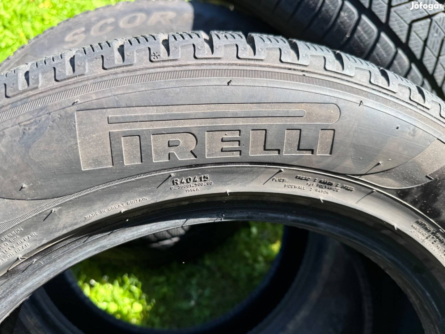 Téli gumi Pirelli 235/60/18 eladó