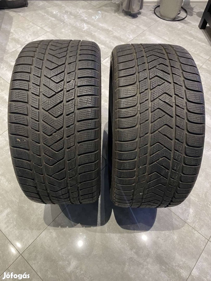 Téli gumi Pirelli Sottozero3 275/35/19
