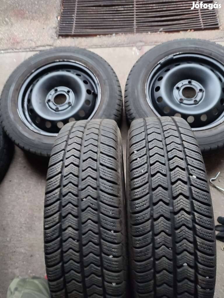 Téli gumi Semperit 195/65 R16C 104/102T Van-Grip 2