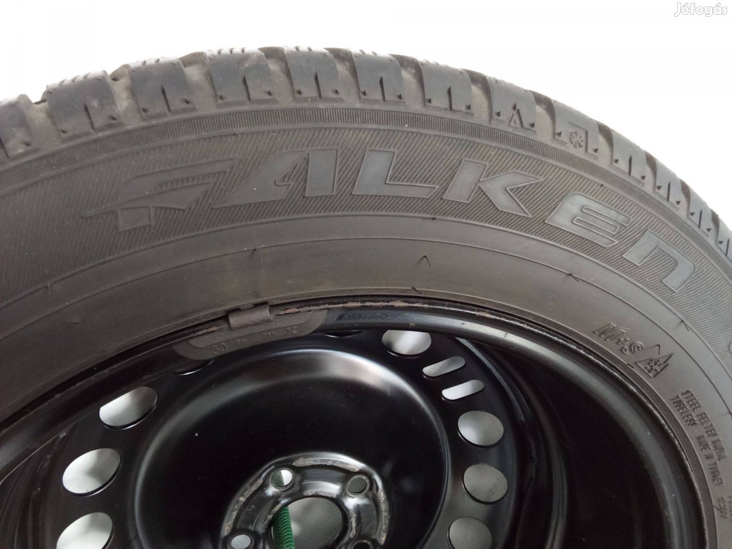 Téli gumi acél felnin