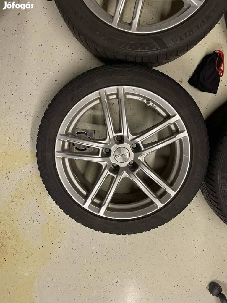 Téli gumi alufelnin 4mm Tpms szenzorral 235/45 r18