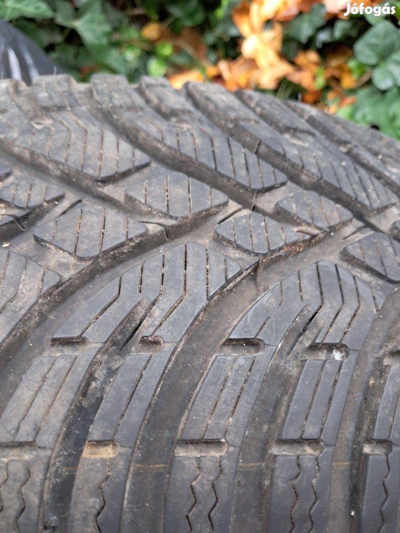 Téli gumi autógumi Bfgoodrich 205 60 R16