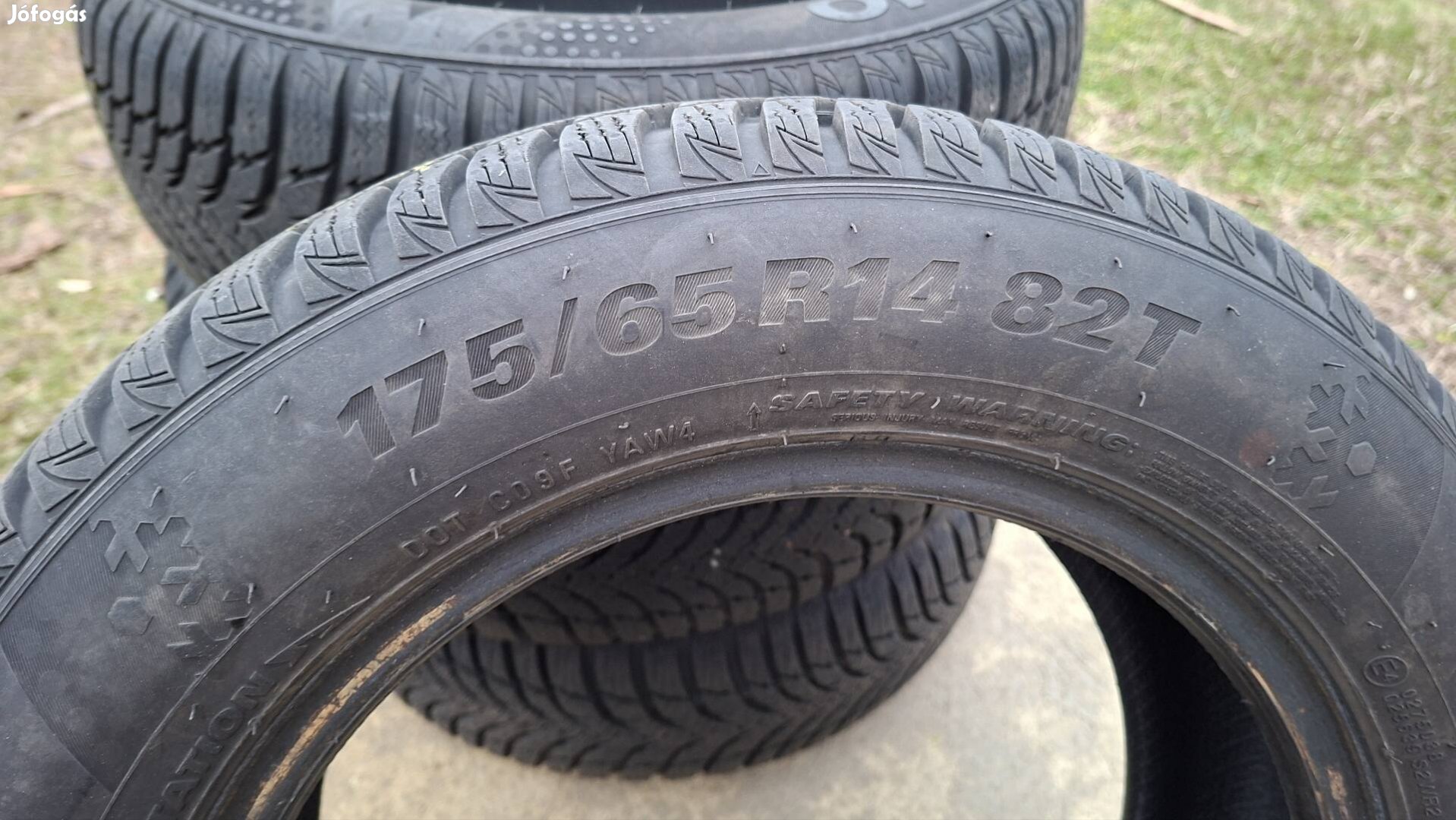 Téli gumi eladó. 