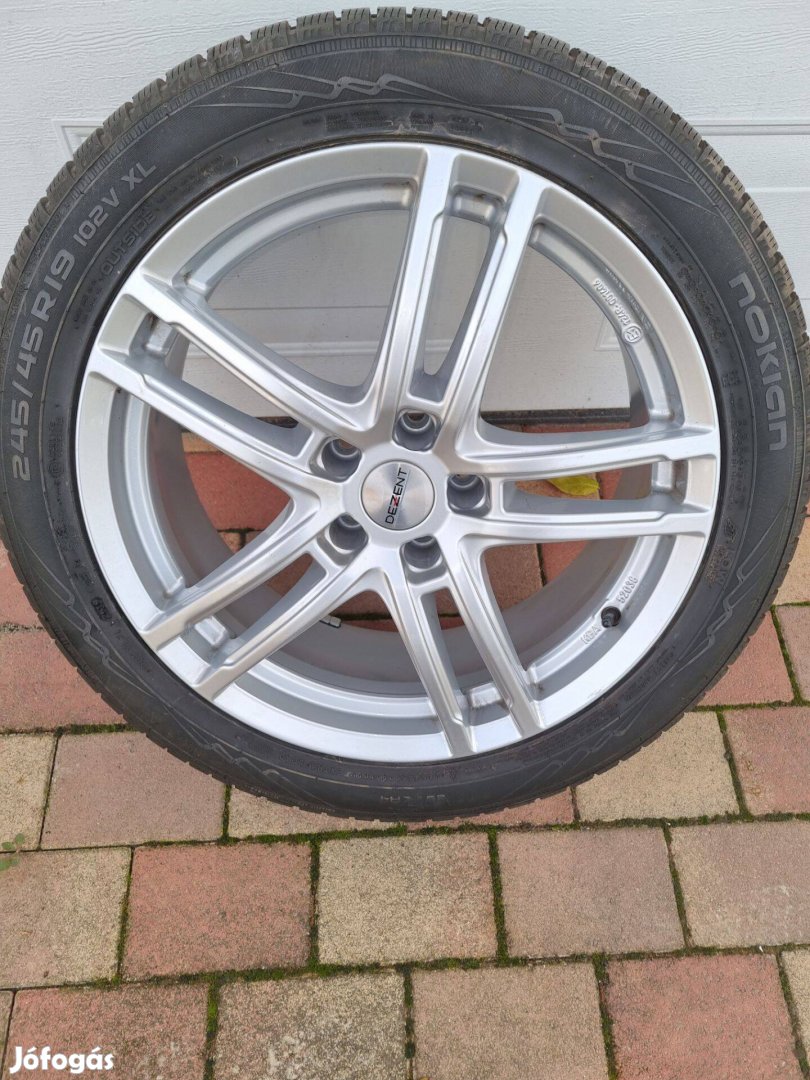 Téli gumi és alufelni szet eladó